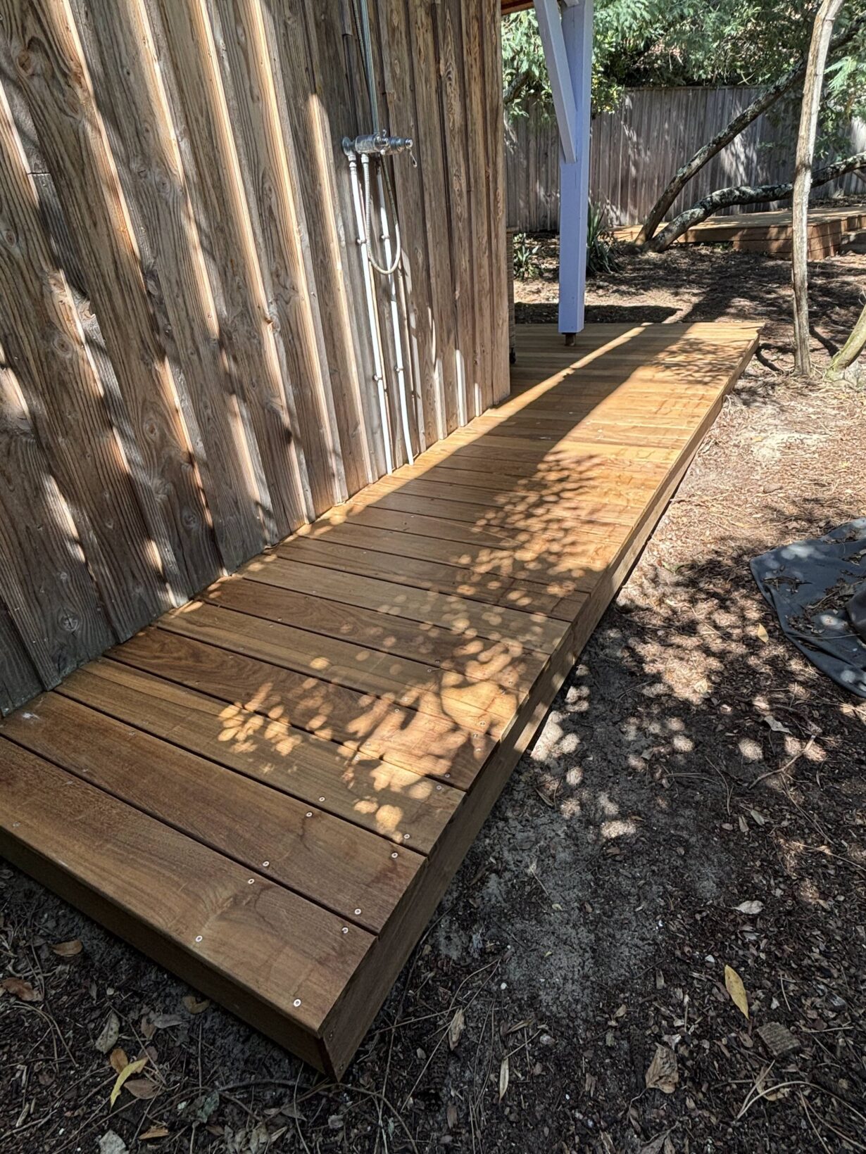 Réalisation d’une magnifique terrasse bois exotique, essence Ipé pour des vacances parfaites au Cap-Ferret