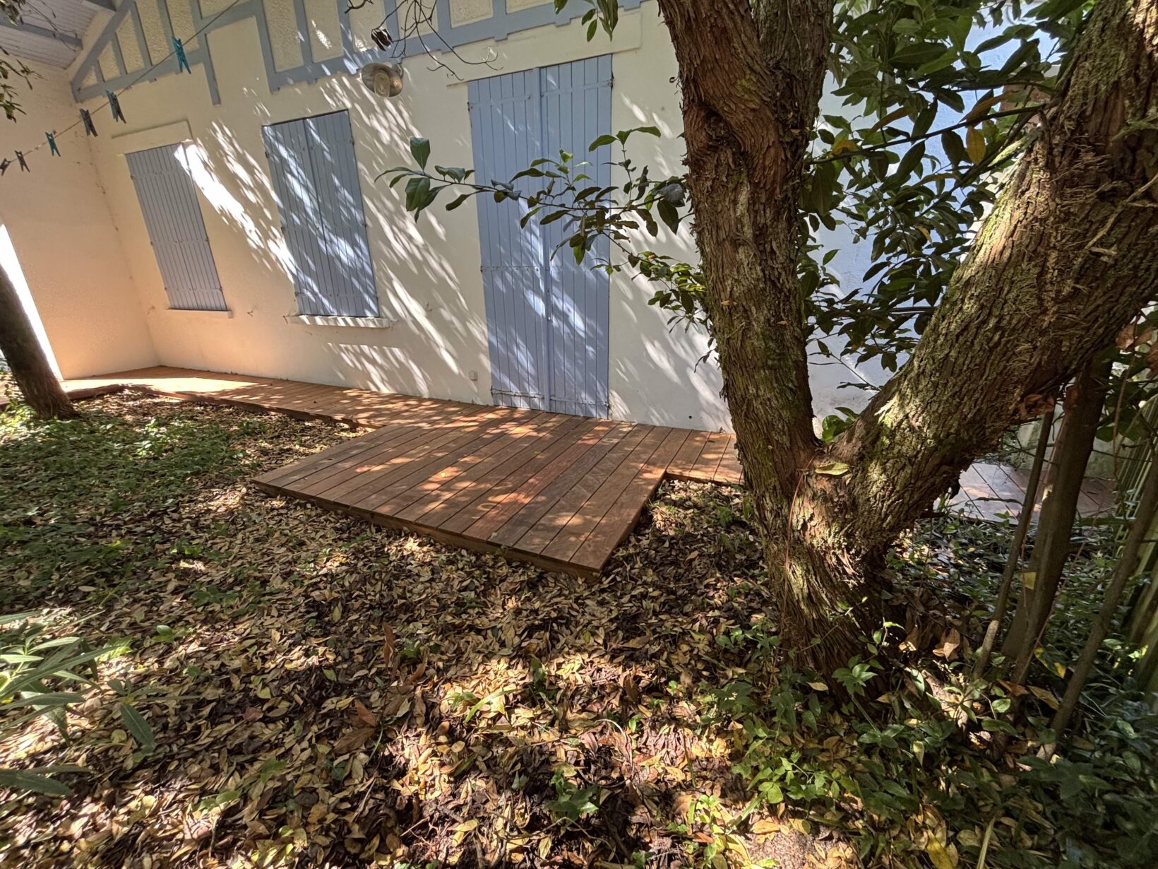 Réalisation d’une magnifique terrasse bois exotique, essence Ipé pour des vacances parfaites au Cap-Ferret