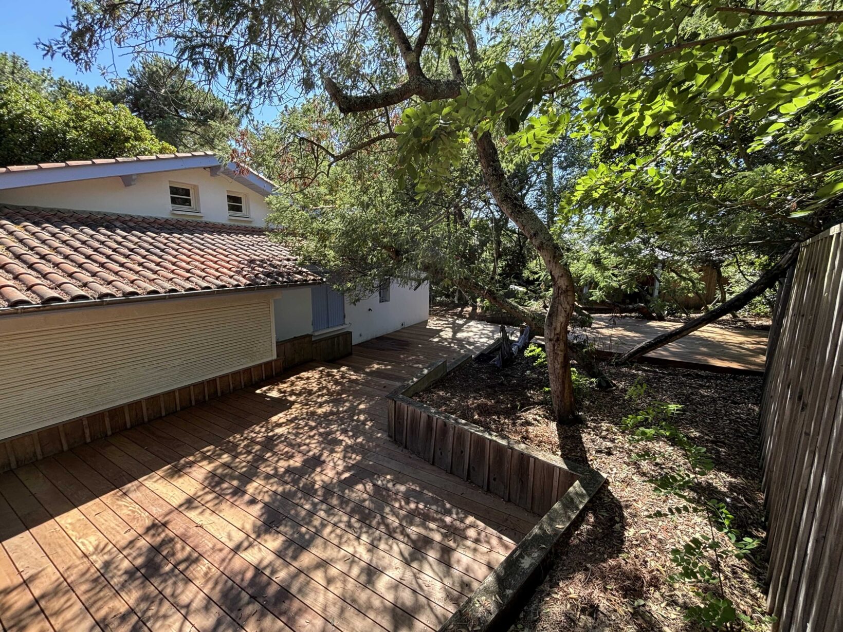 Réalisation d’une magnifique terrasse bois exotique, essence Ipé pour des vacances parfaites au Cap-Ferret