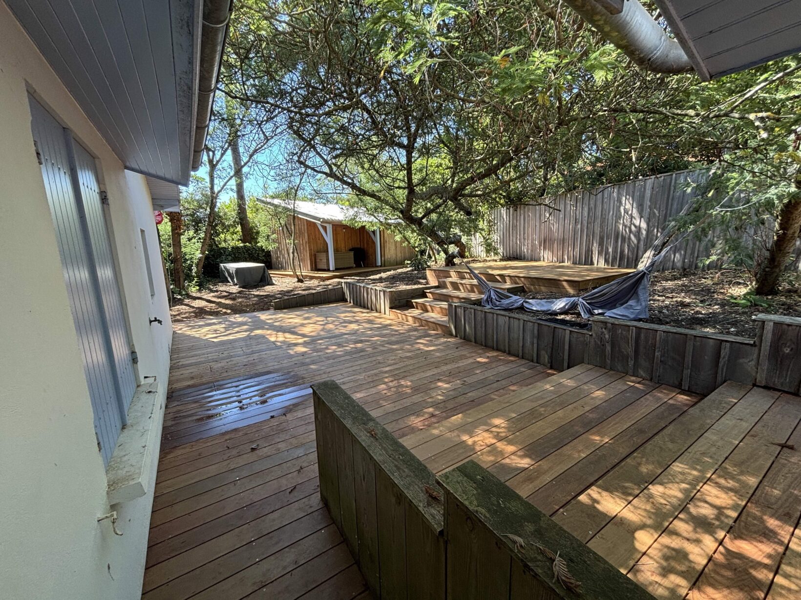 Réalisation d’une magnifique terrasse bois exotique, essence Ipé pour des vacances parfaites au Cap-Ferret