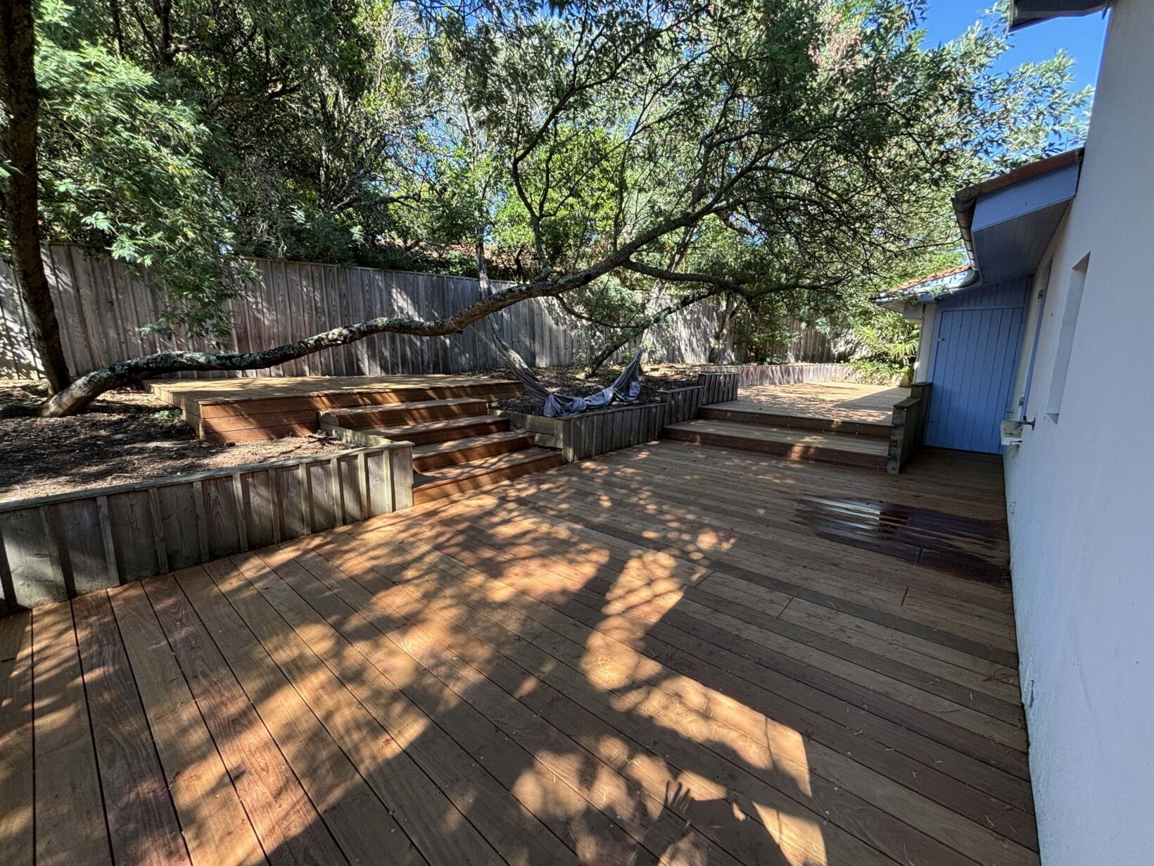 Réalisation d’une magnifique terrasse bois exotique, essence Ipé pour des vacances parfaites au Cap-Ferret